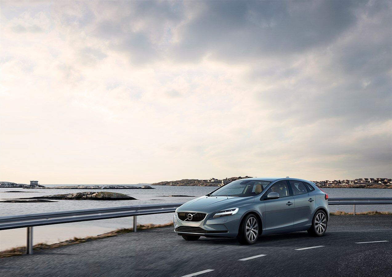 Volvo V40 Premium Edition Volvo V40 Premium Edition